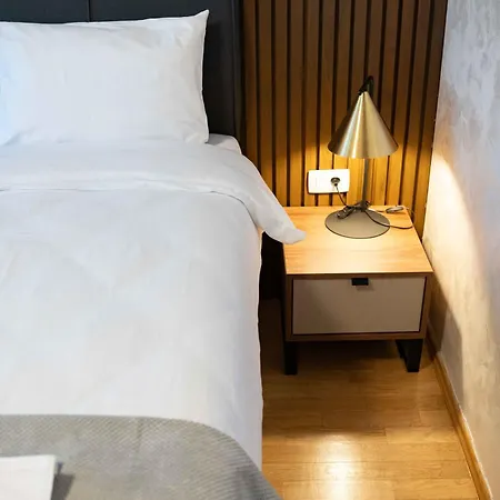 Kremona Lux شقة